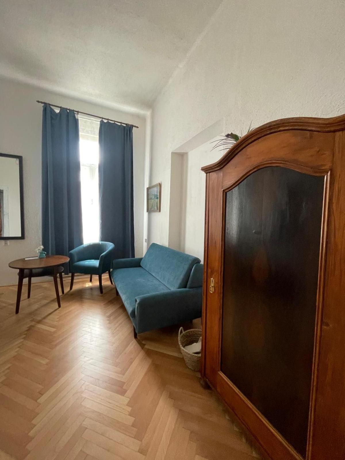 Hostel Moravia Острава Номер фото