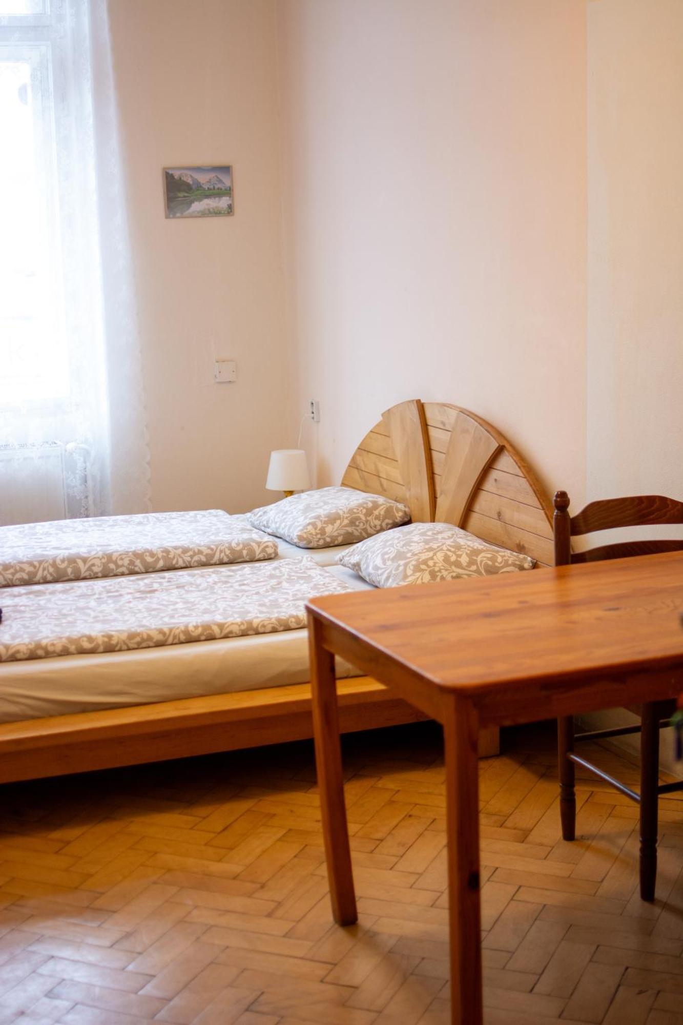 Hostel Moravia Острава Экстерьер фото